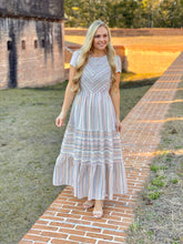 Load image into Gallery viewer, THE AMARA