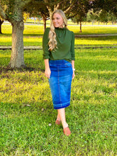 Load image into Gallery viewer, THE VALDA BLOUSE